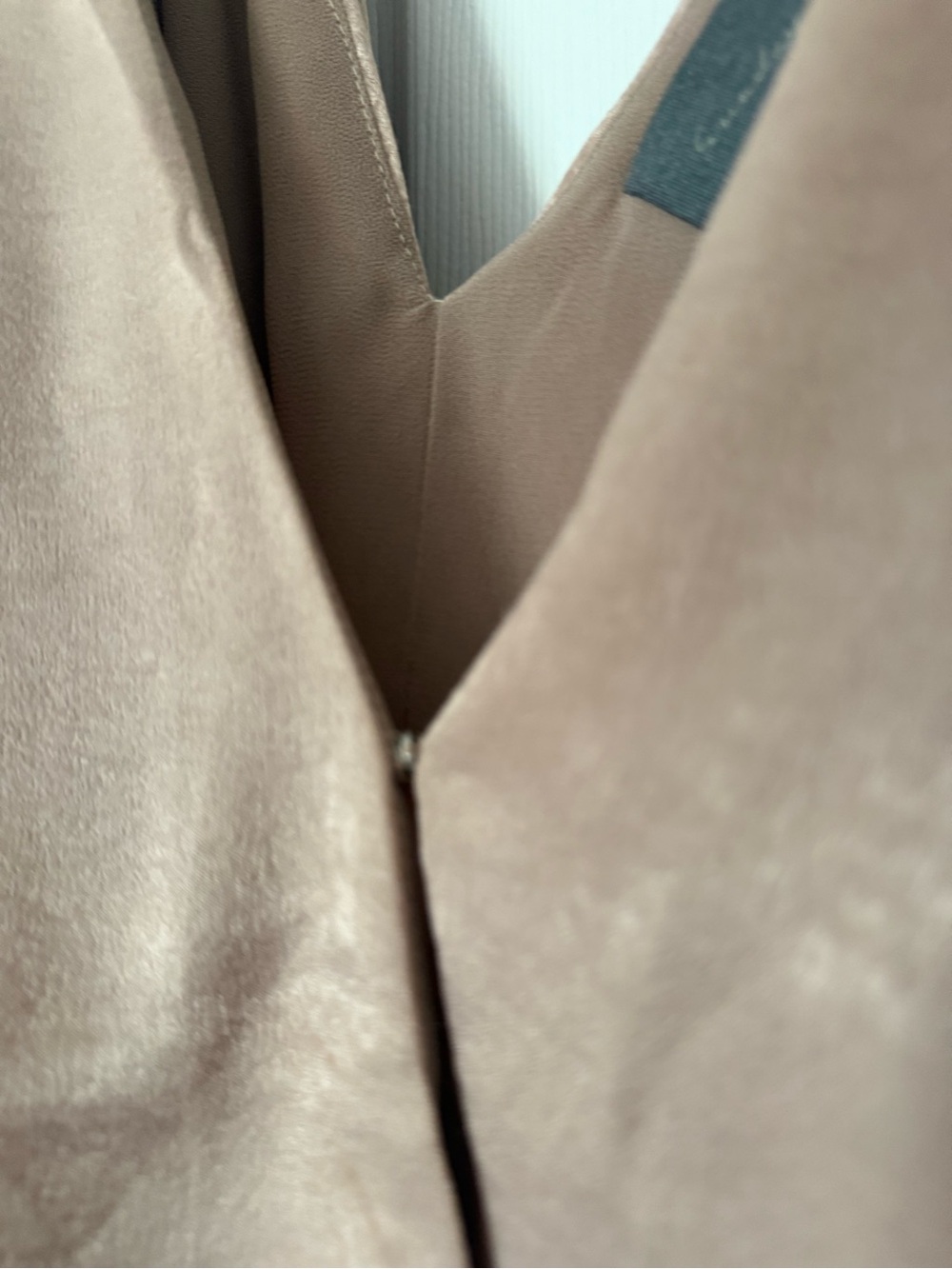 Anthropologie Sunday in Brooklyn Ruched Batwing Blouse Beige/ Blush - Picture 5 of 8